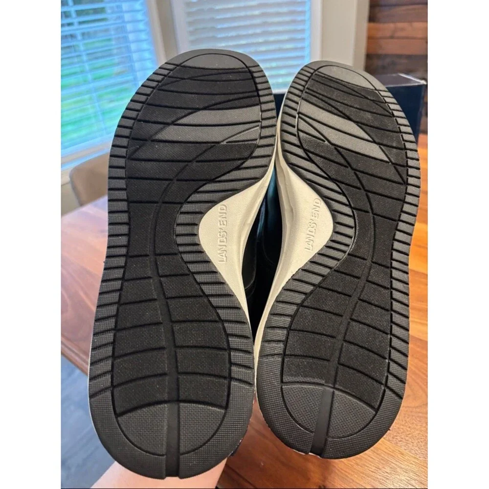 NIB New Lands’ End Black White Sport Oxford Size 12